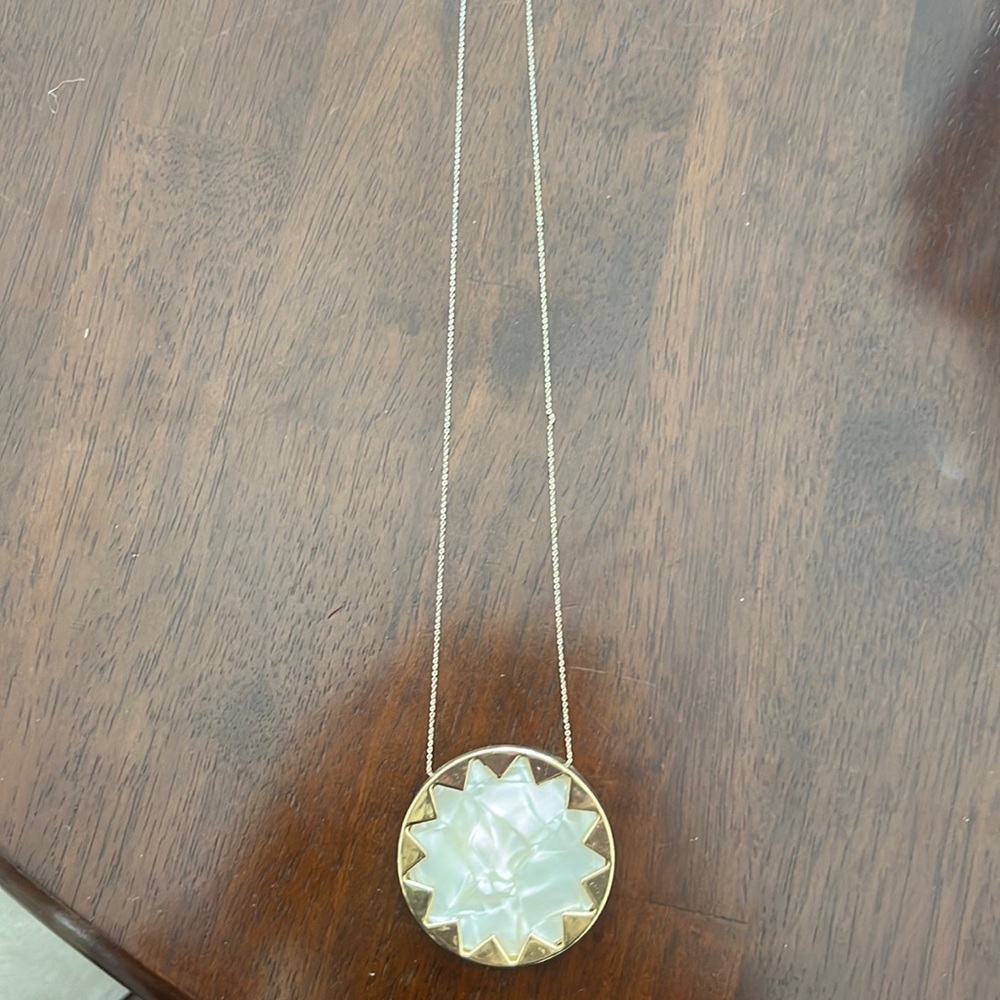 House of Harlow Mother of Pearl Sunburst Necklace